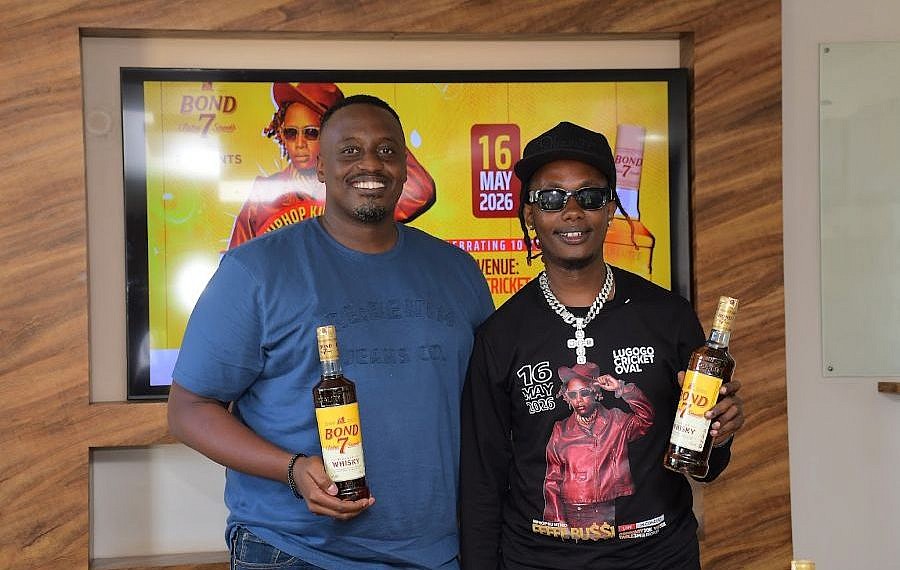 Bond 7 joins Feffe Bussi for his 10- year music journey concert