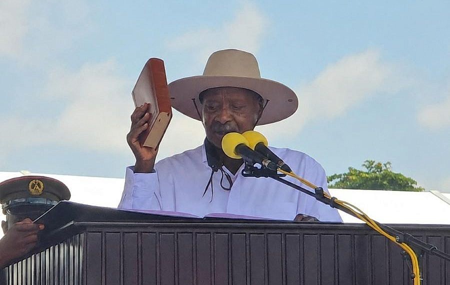 Museveni sworn in for seventh term
