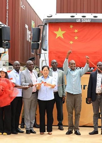 Tumwebaze flags off Uganda’s first canned pineapples exports to China
