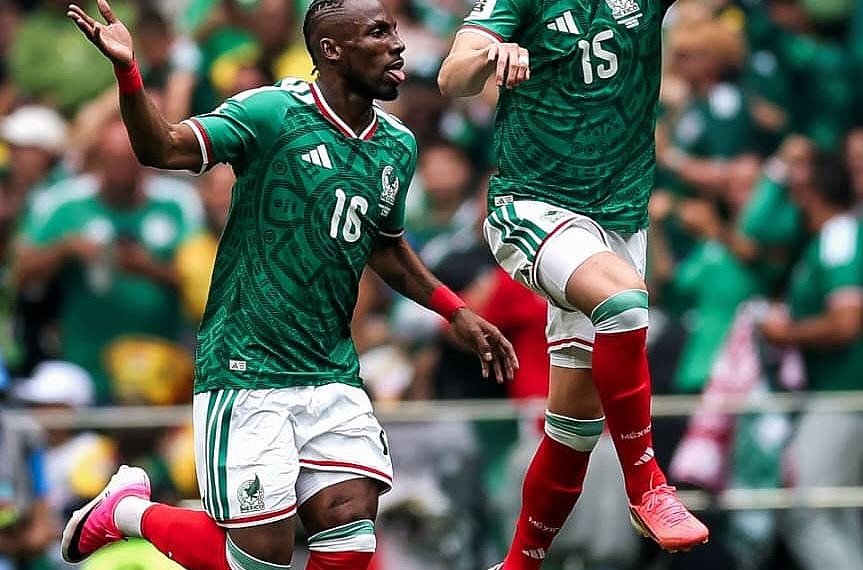 Mexico beat South Africa 2-0 in fiery World Cup opener