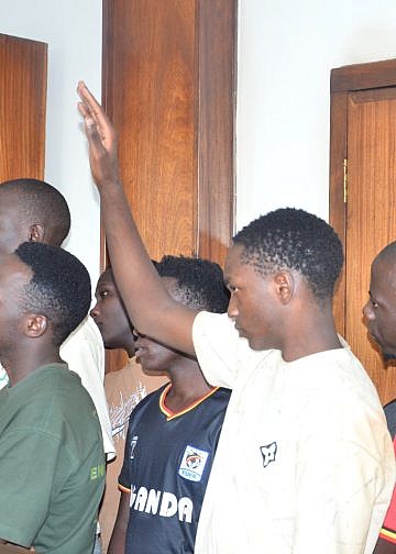 Six remanded over shs620m robbery at Centenary Bank in Kampala