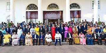 Museveni urges ministers to work for Ugandans as new cabinet is sworn-in