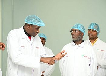 I apologise- Andrew Mwenda retracts criticism of Dr. Magoola after touring Dei BioPharma plant