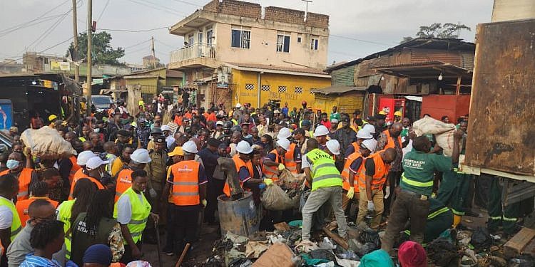 Ugandans embrace first national cleaning day, call for monthly exercise to continue