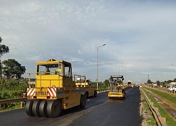 Works Minister Byamukama gives contractor one week to complete rehabibilitation works along Northern Bypass
