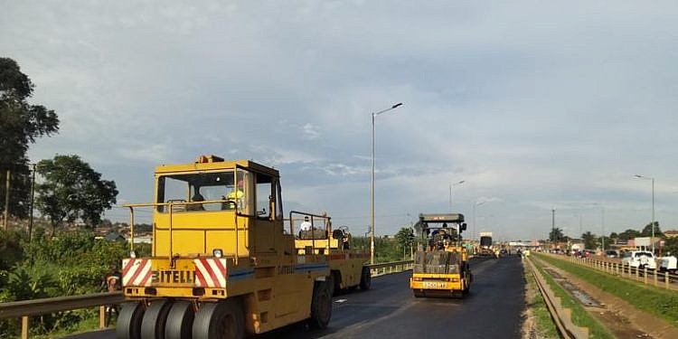 Works Minister Byamukama gives contractor one week to complete rehabibilitation works along Northern Bypass