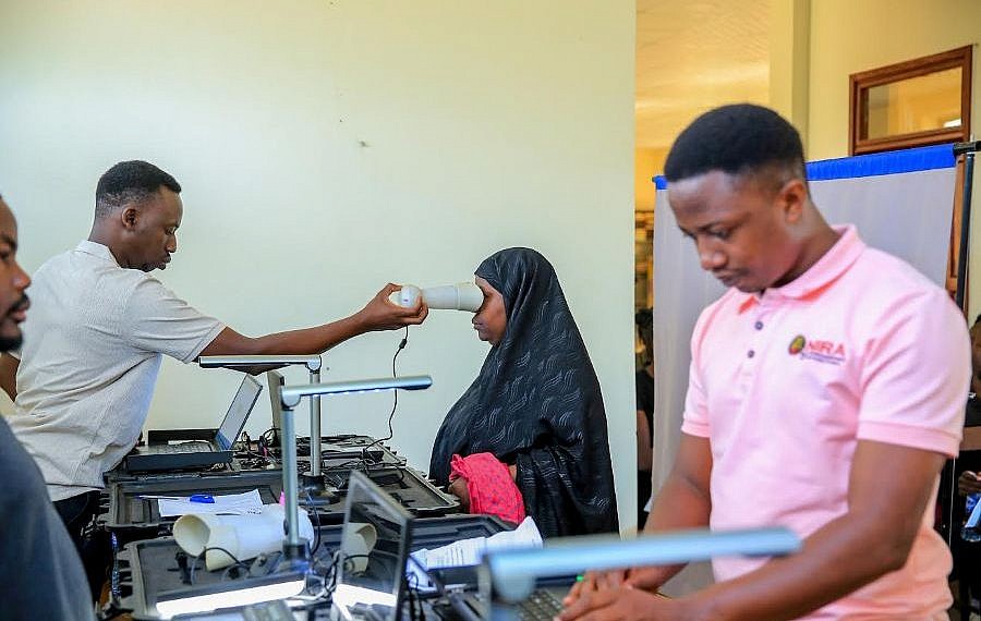 Gov’t starts processing national IDs for Ugandan returnees from South Africa