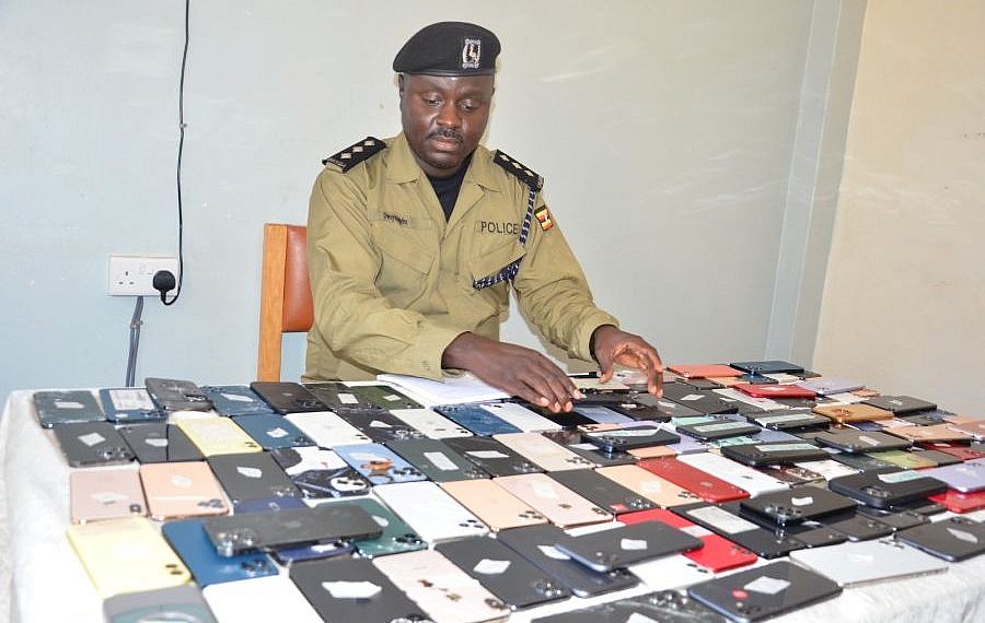 Police recover 300 stolen phones in raid at Cooper Complex in Kampala