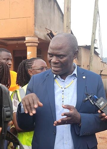 Government bars new road contracts until 85% of land is acquired