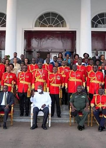 Museveni advises retiring UPDF generals to prioritise safe investments