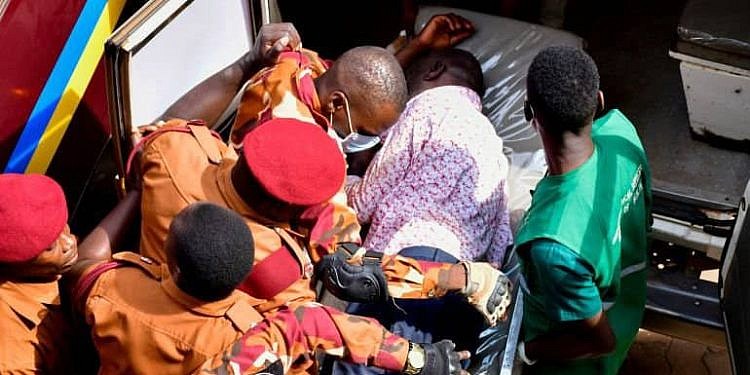 Besigye, Lukwago rushed to  hospital after health conditions deteriorating,says PFF