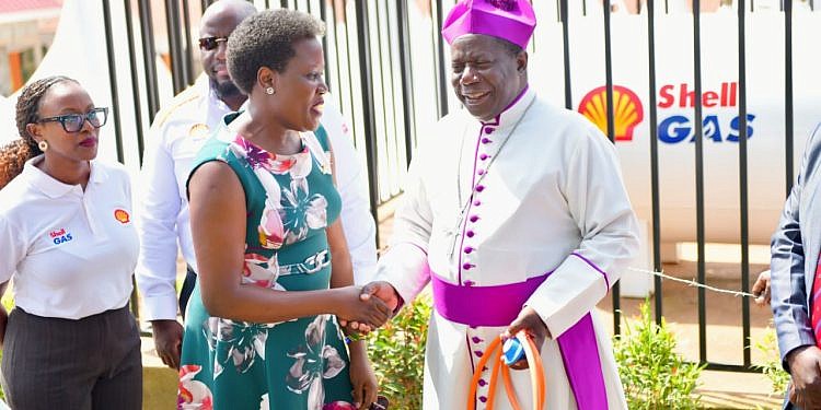 Vivo Energy expands clean cooking access with Shell gas installation at Buwambo school
