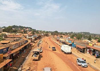 Works minister gives Masaka–Mutukula Road contractor 90 days to start tarmacking