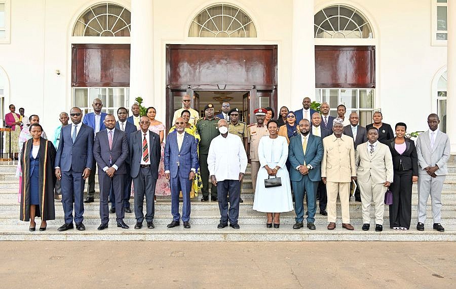 Museveni reiterates position on dual citizenship after new ministers sworn in
