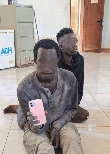 Three arrested over  theft of iPhone  at King Saha concert