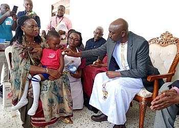 Omukama Nyabongo rallies Tooro parents to embrace Measles-Rubella vaccination