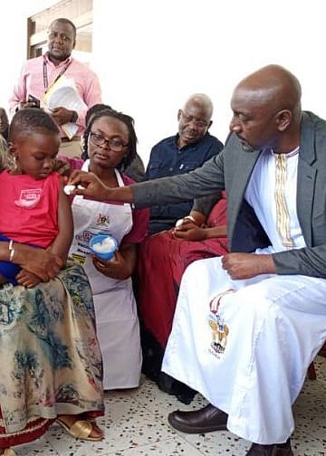 Omukama Nyabongo rallies Tooro parents to embrace Measles-Rubella vaccination