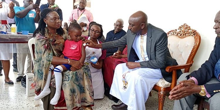 Omukama Nyabongo rallies Tooro parents to embrace Measles-Rubella vaccination