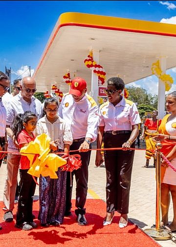 Vivo Energy unveils modernised Shell Amber Court service station in Jinja