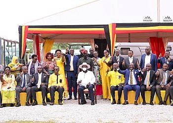 Museveni asks Ugandans to build household wealth at Kamuntu thanksgiving